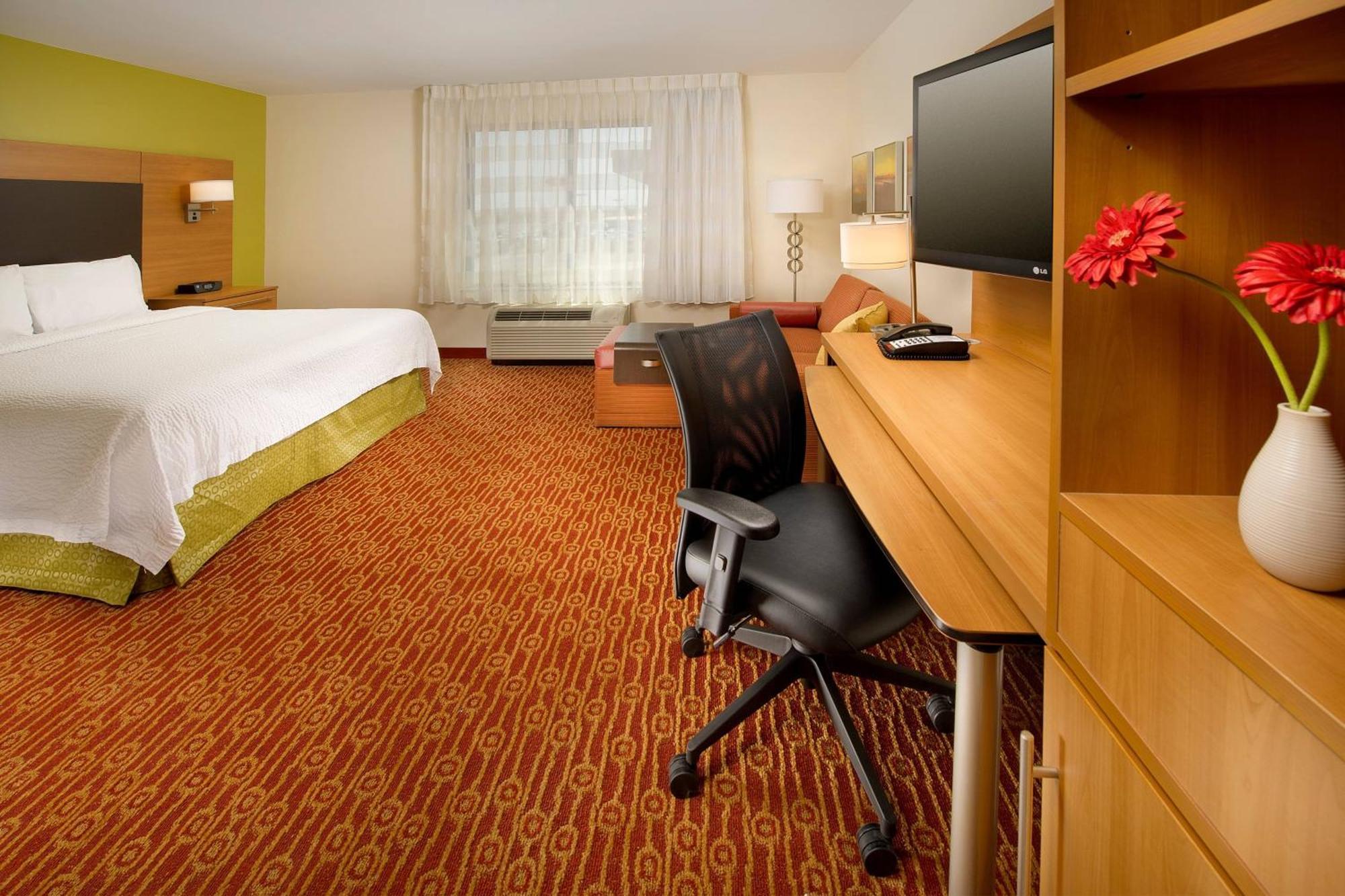 Towneplace Suites By Marriott איגל פאס מראה חיצוני תמונה